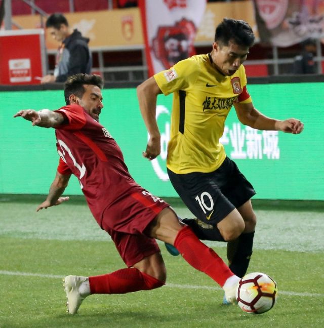 羽毛球常规赛上演强强对话，荆楚霹雳队读秒扳平关东天虎队，团队配合流畅；重拾自信的夜晚的简单介绍KAIYUN SPORTS